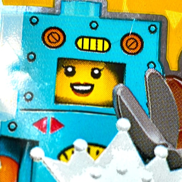 Lego Series 23 Cardboard Robot - Picture 2 of 7